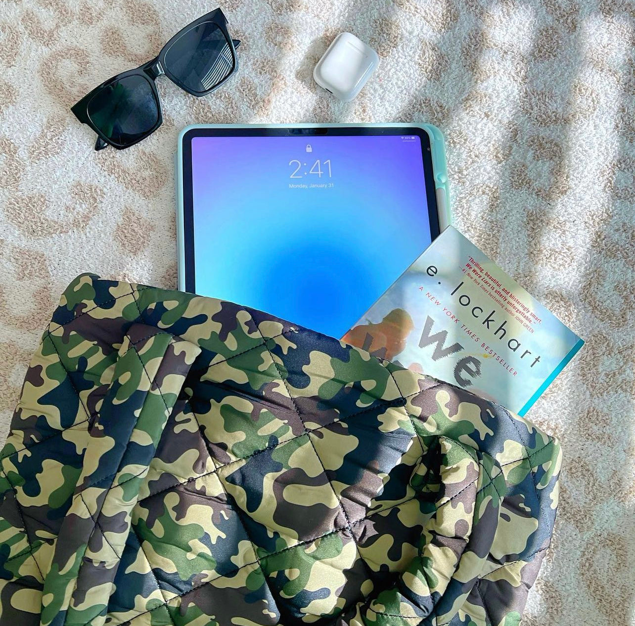 Camo Puffer Tote